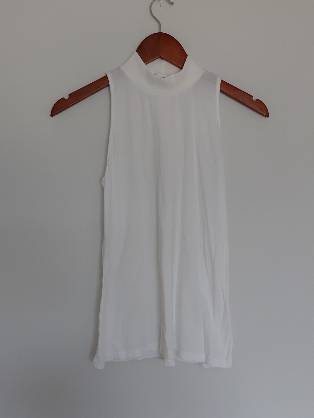 Socialite White Sleeveless Mock Neck Tank